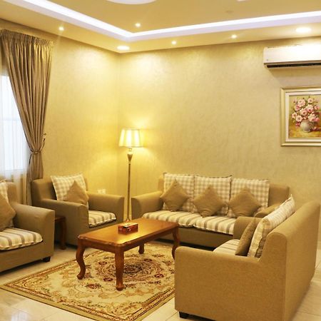 Ejaz Hotel Apartments Rijád Kültér fotó